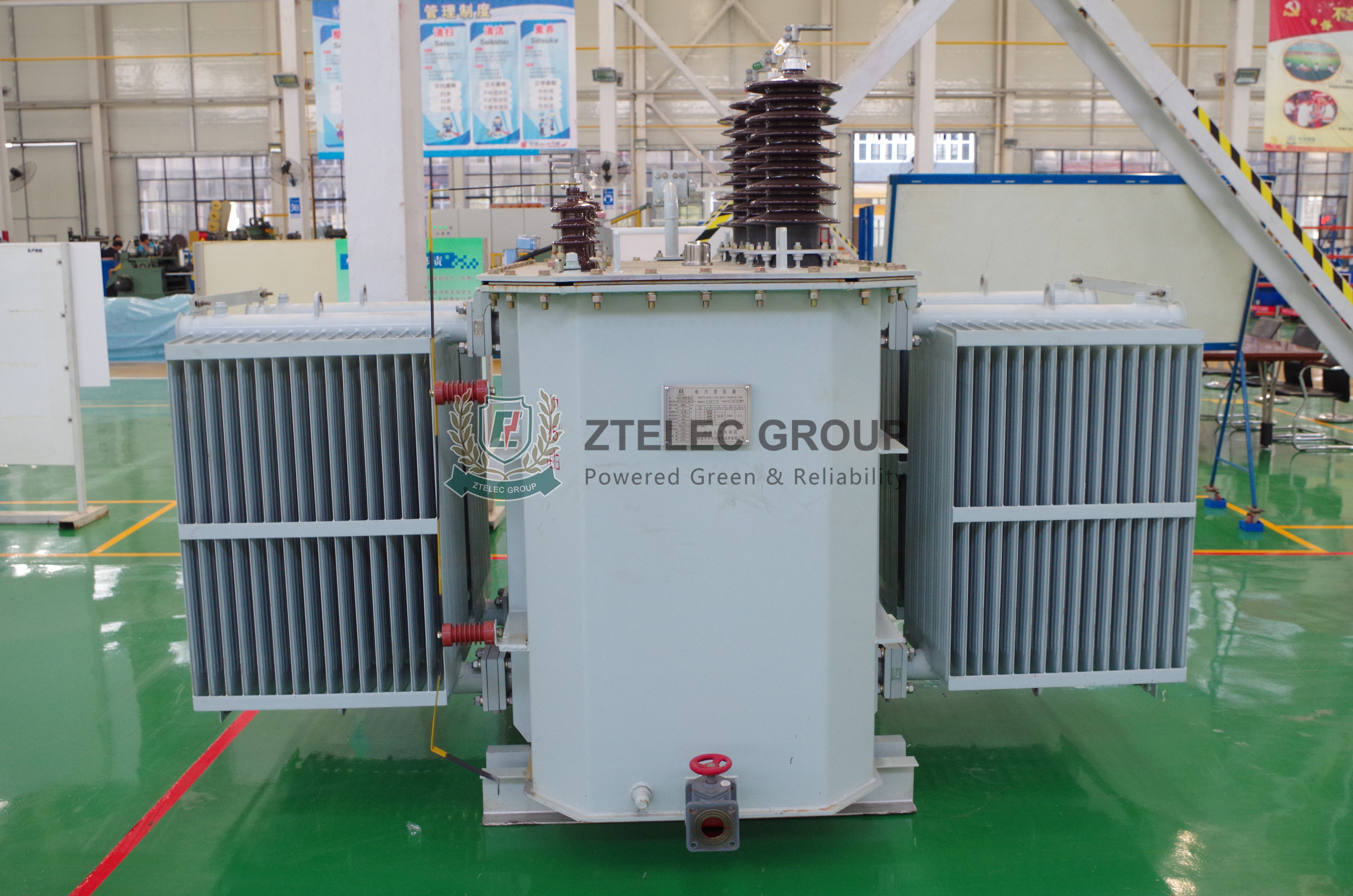 Oil immersed transformer 1 (1)