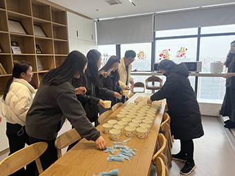 Фестиваль Счастливых фонарей